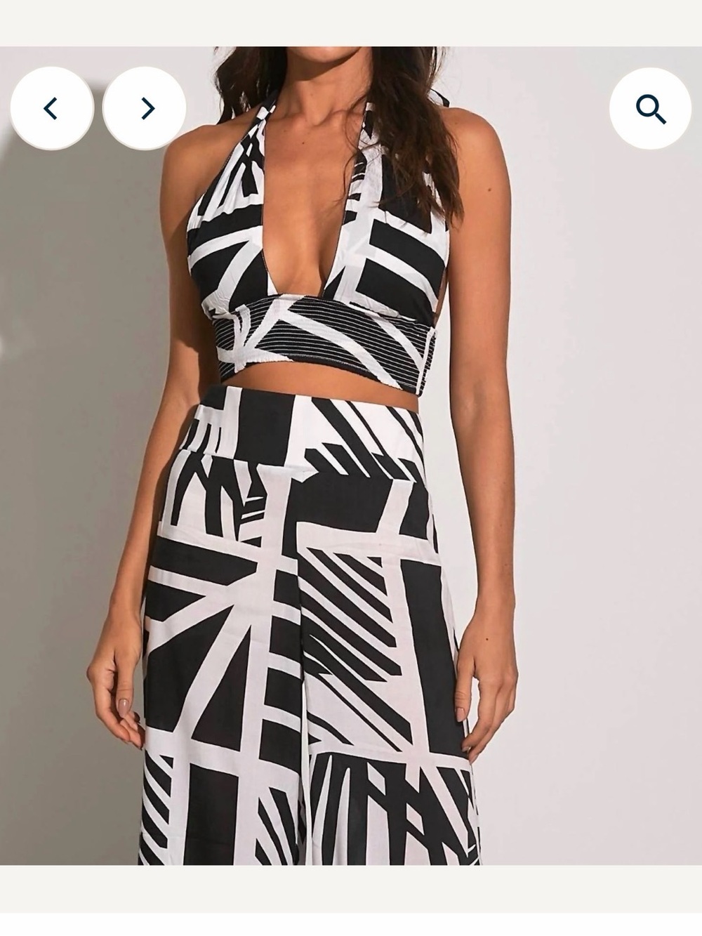 Elan black and white halter set (top and bottoms)